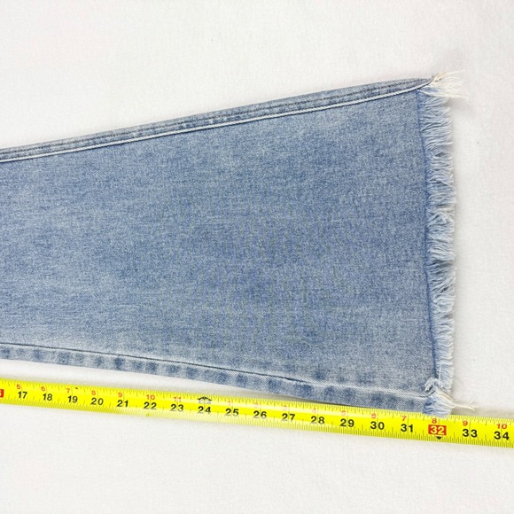 Flying Monkey Women's Distressed Flare Leg Stretch Blue Jeans Sz 27 Raw Hem NWT - Picture 8 of 10